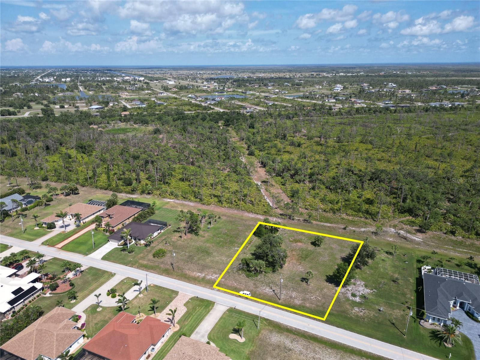 1055 BOUNDARY BLVD, ROTONDA WEST, FL, 33947