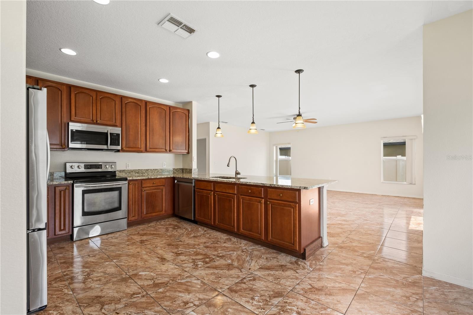 442 CHURCHILL CT, KISSIMMEE, FL, 34759