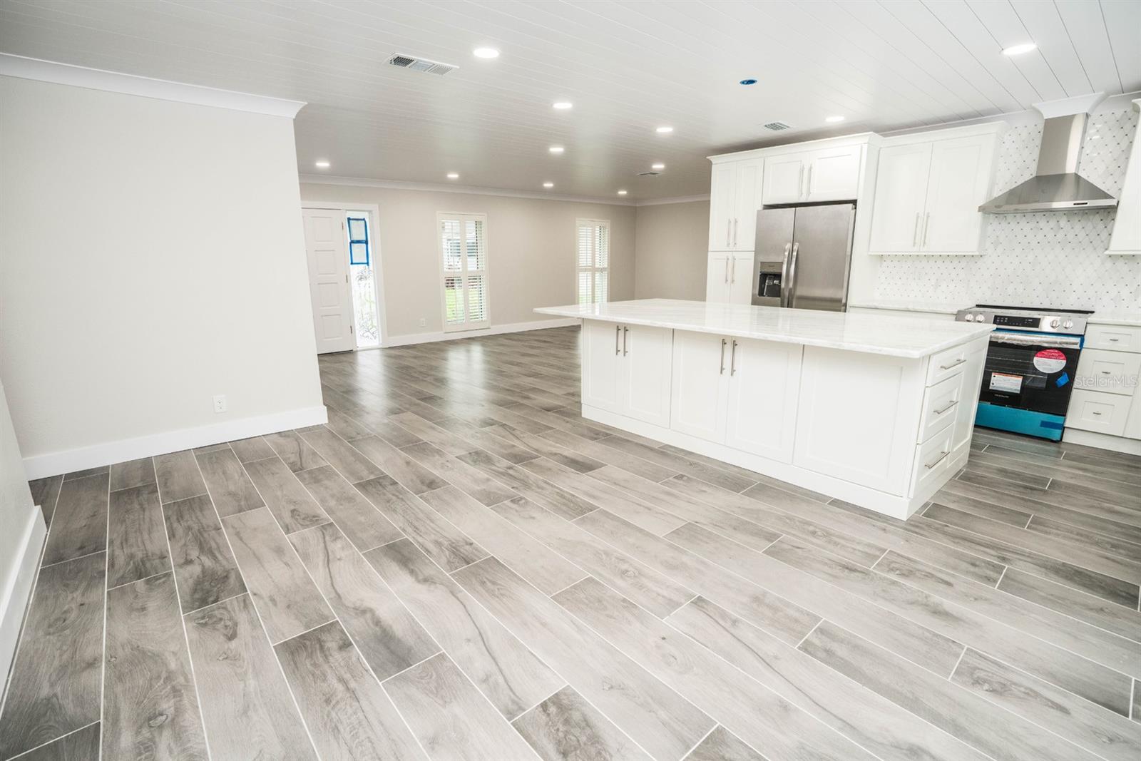 913 SPINDLE PALM WAY, APOLLO BEACH, FL, 33572