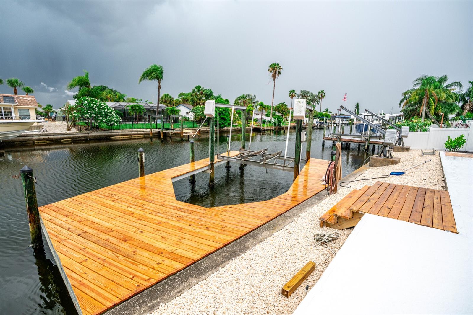 913 SPINDLE PALM WAY, APOLLO BEACH, FL, 33572