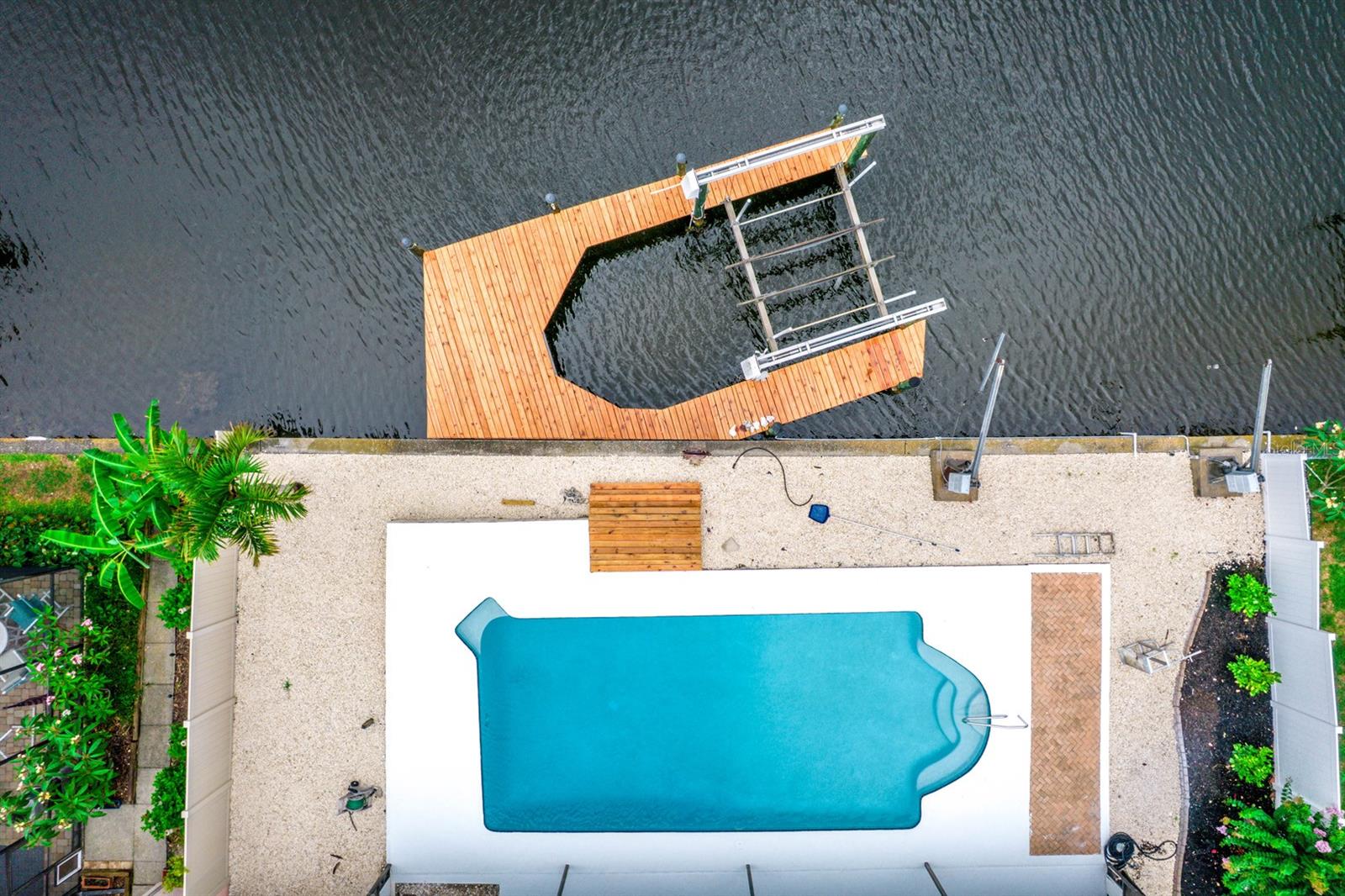 913 SPINDLE PALM WAY, APOLLO BEACH, FL, 33572