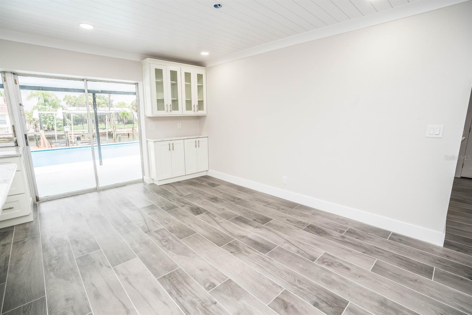 913 SPINDLE PALM WAY, APOLLO BEACH, FL, 33572