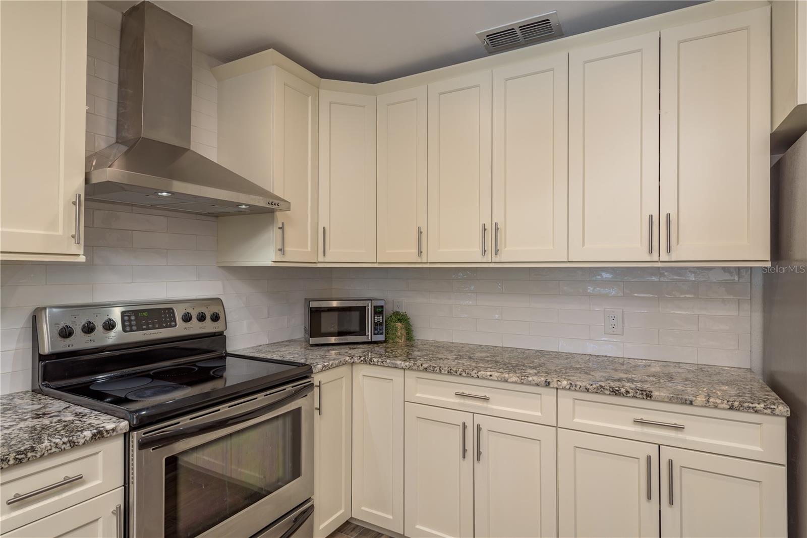 1 MANDARIN TER, SAFETY HARBOR, FL, 34695