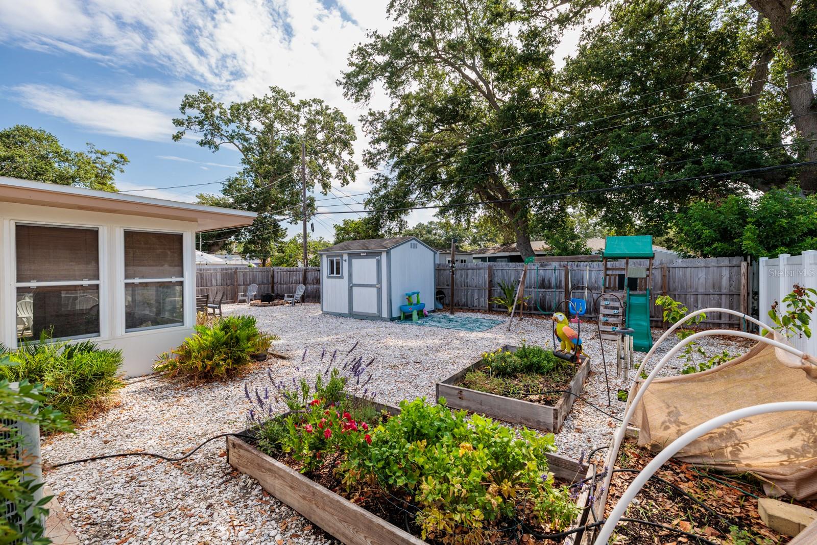 2135 POCAHONTAS DR, LARGO, FL, 33774