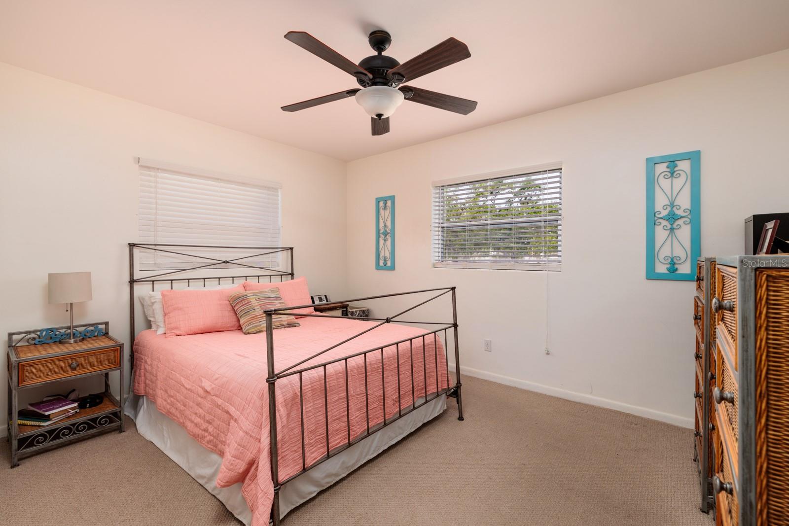 2135 POCAHONTAS DR, LARGO, FL, 33774