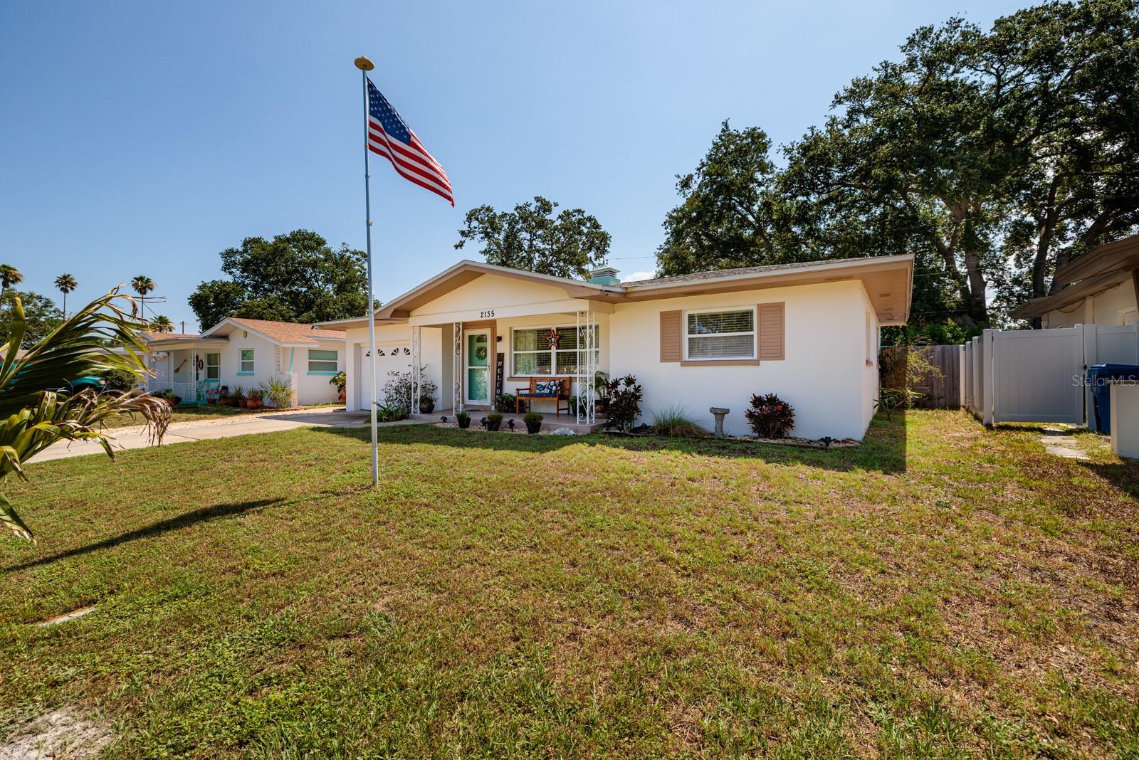 2135 POCAHONTAS DR, LARGO, FL, 33774