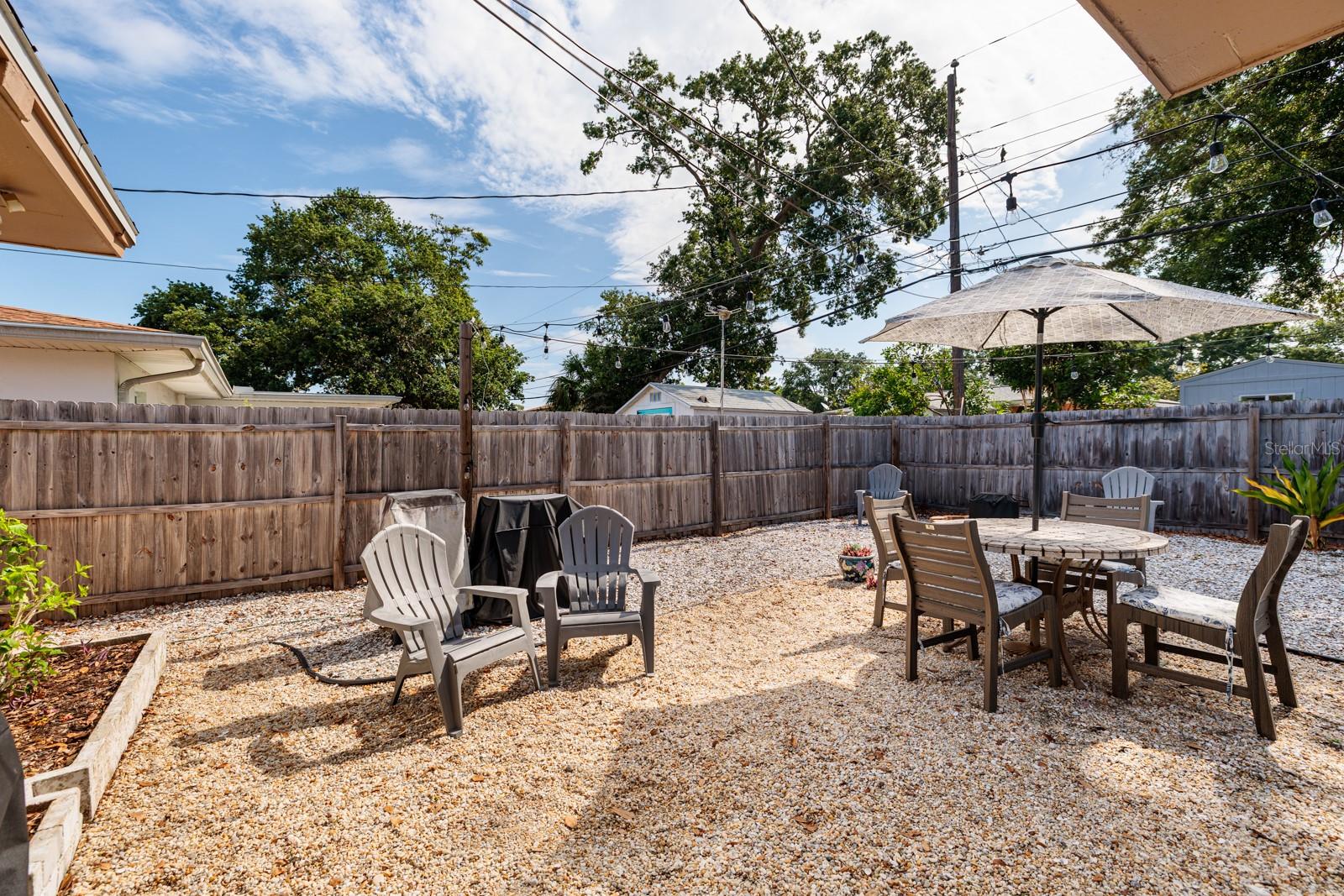 2135 POCAHONTAS DR, LARGO, FL, 33774