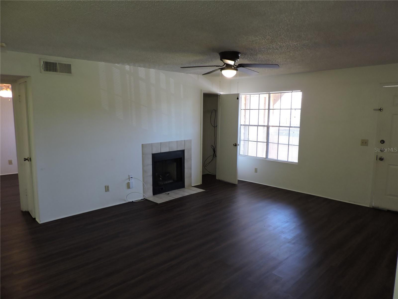 415 LAKEPOINTE DR #209, ALTAMONTE SPRINGS, FL, 32701