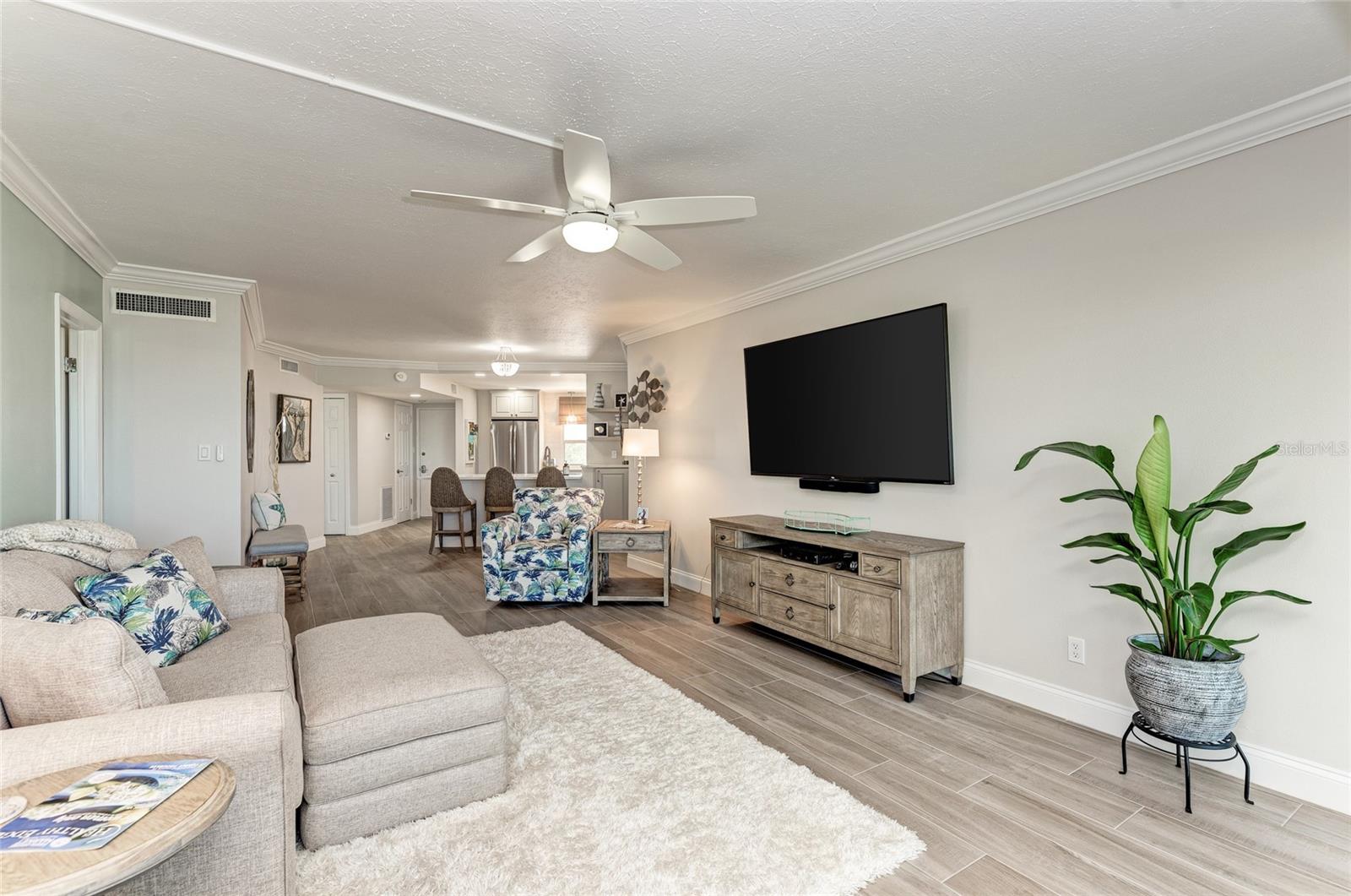 2110 BENJAMIN FRANKLIN DR #402SEA, SARASOTA, FL, 34236