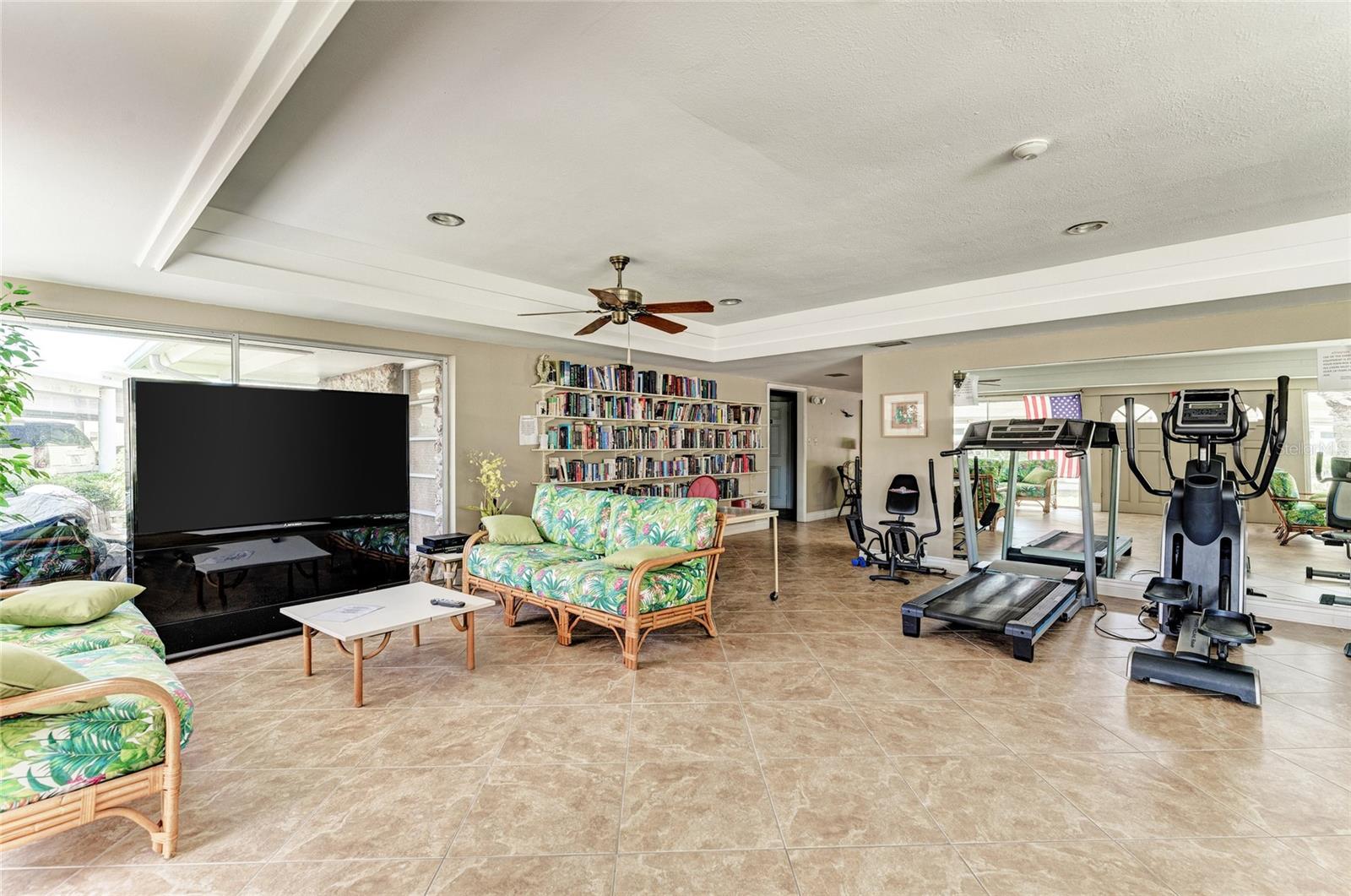 2110 BENJAMIN FRANKLIN DR #402SEA, SARASOTA, FL, 34236