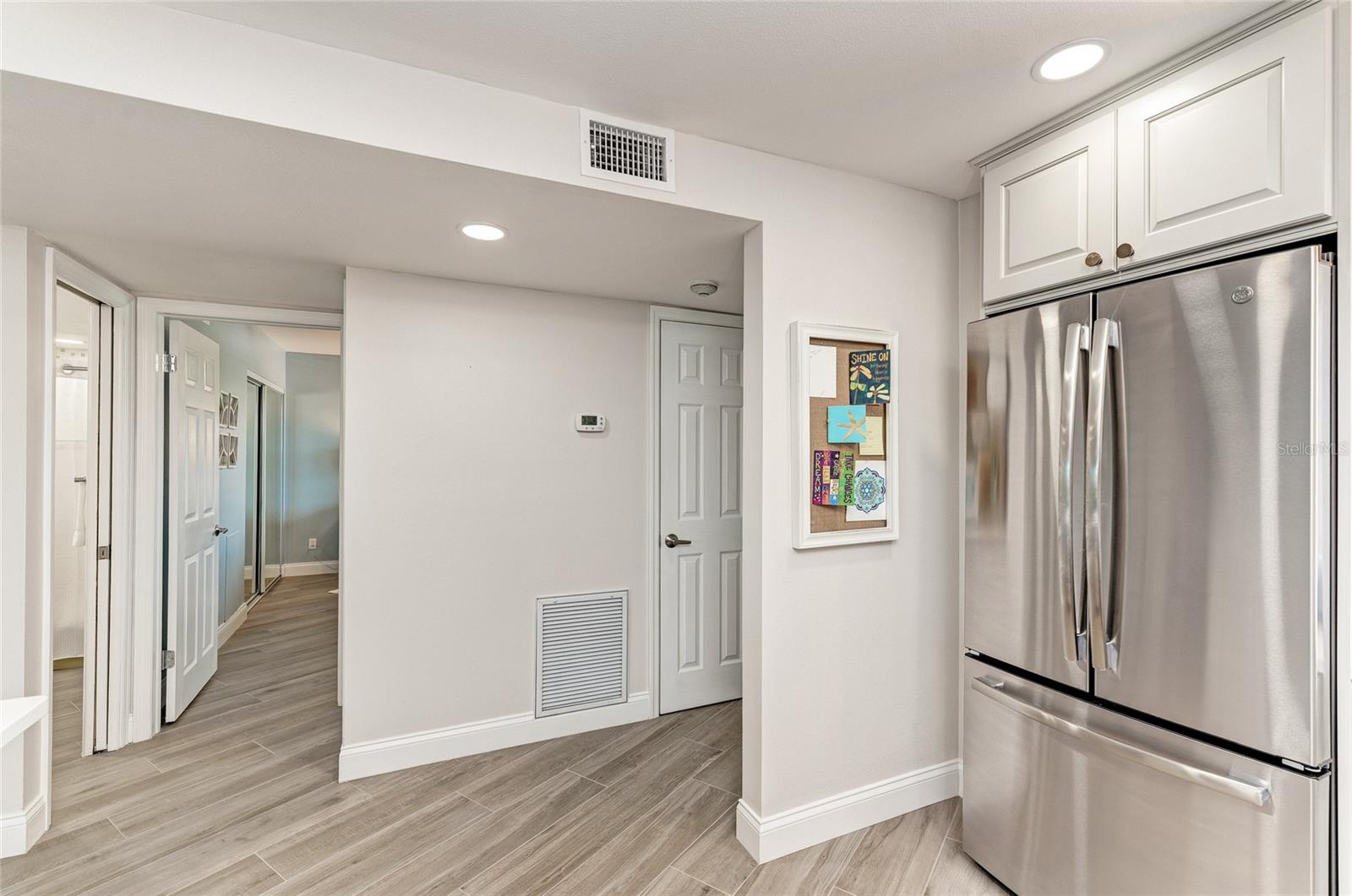 2110 BENJAMIN FRANKLIN DR #402SEA, SARASOTA, FL, 34236