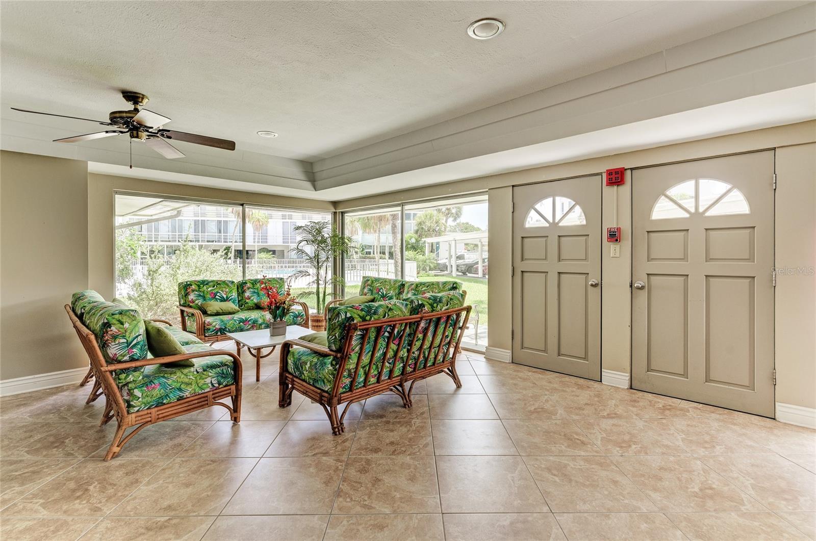 2110 BENJAMIN FRANKLIN DR #402SEA, SARASOTA, FL, 34236