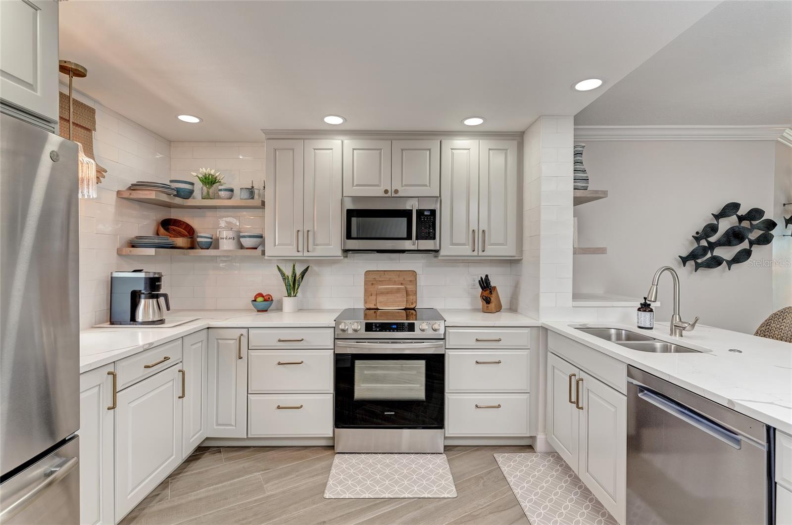 2110 BENJAMIN FRANKLIN DR #402SEA, SARASOTA, FL, 34236