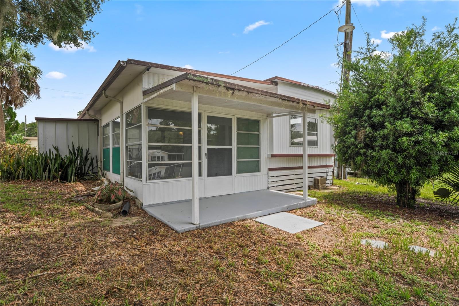 TB8393256 Property Photo