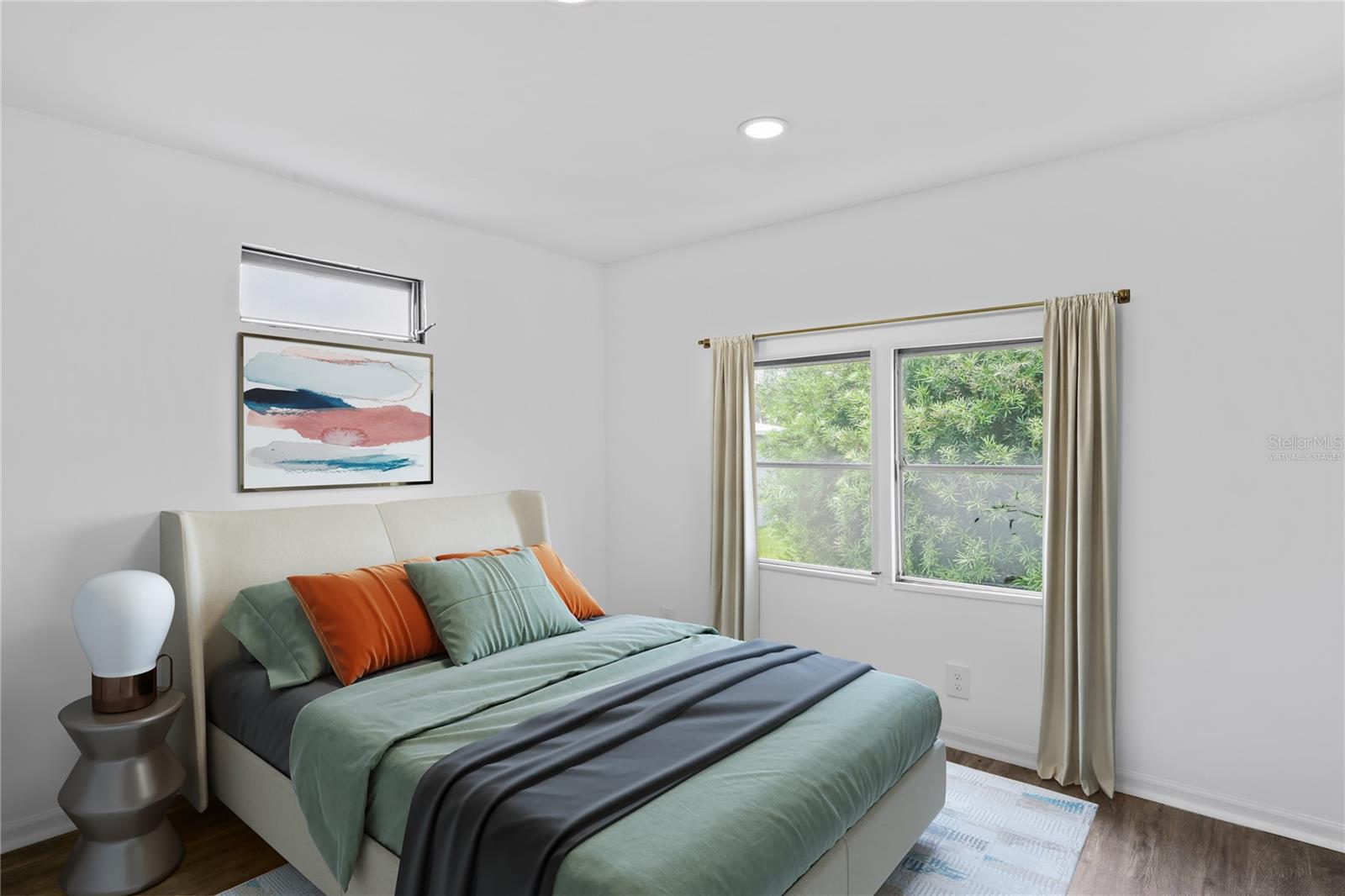 TB8393256 Property Photo