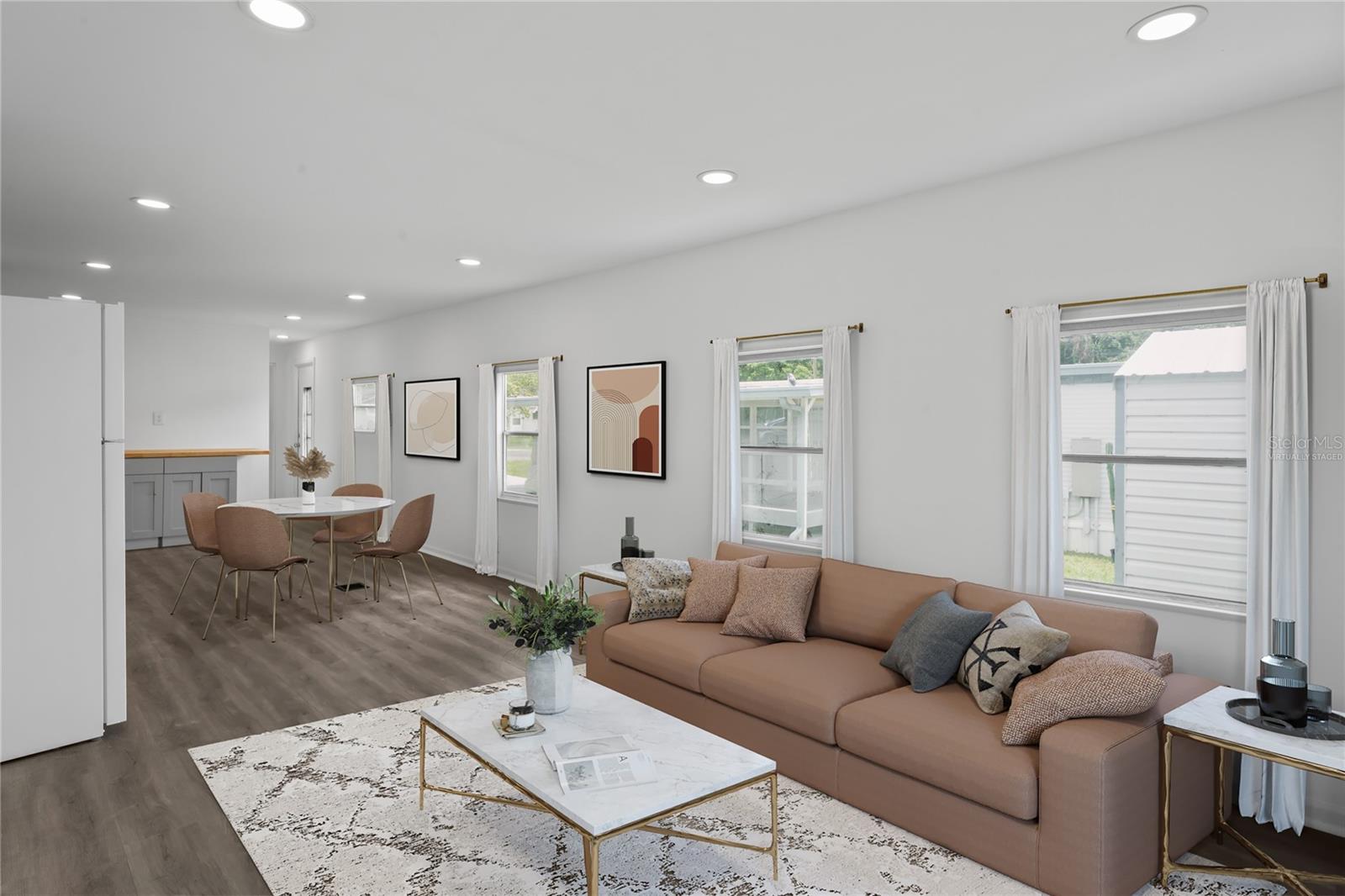 TB8393256 Property Photo