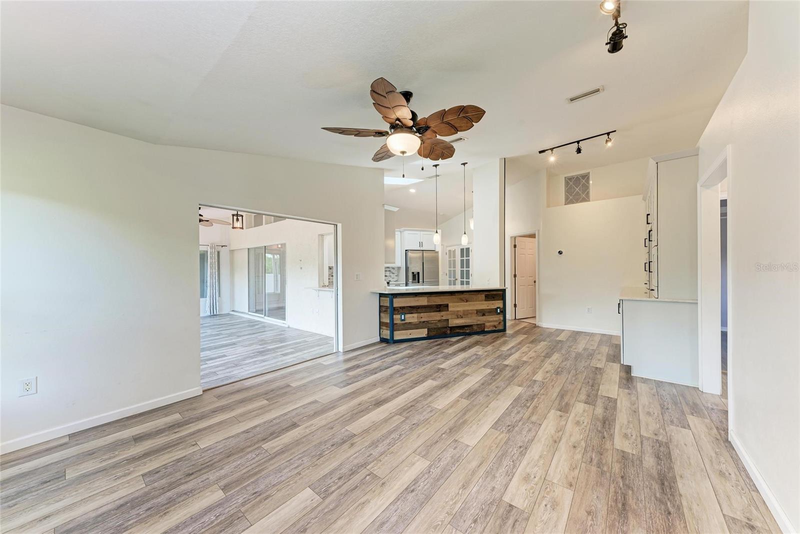 8012 56TH CT E, PALMETTO, FL, 34221