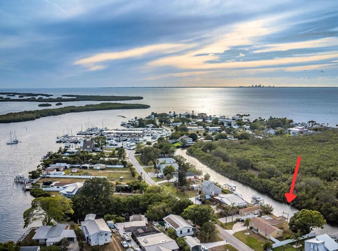 3225 W SHELL POINT RD, RUSKIN, FL, 33570