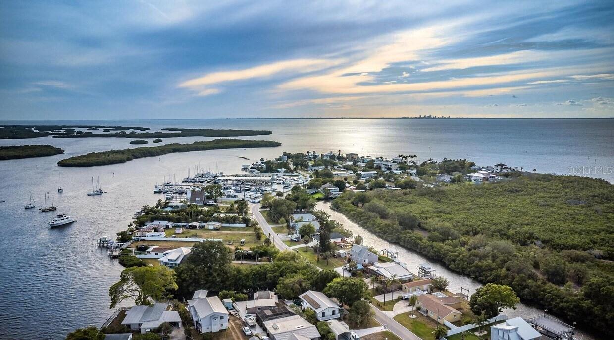 3225 W SHELL POINT RD, RUSKIN, FL, 33570