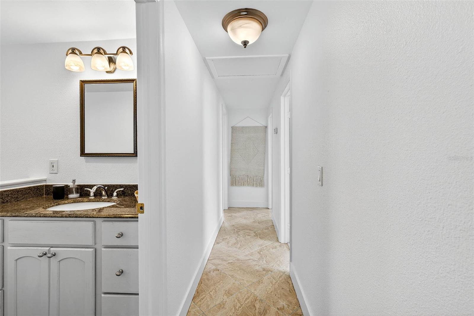 3225 W SHELL POINT RD, RUSKIN, FL, 33570