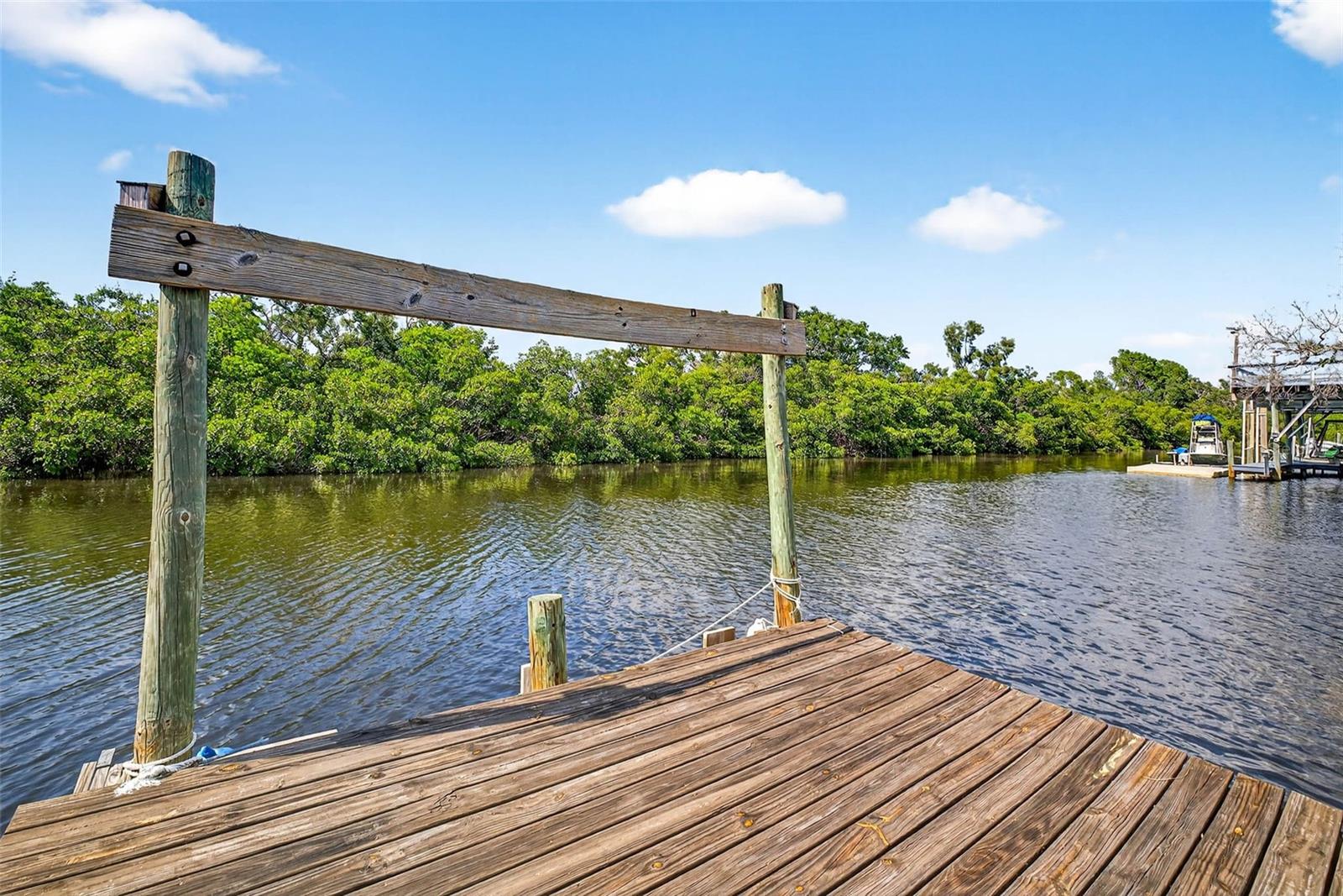 3225 W SHELL POINT RD, RUSKIN, FL, 33570
