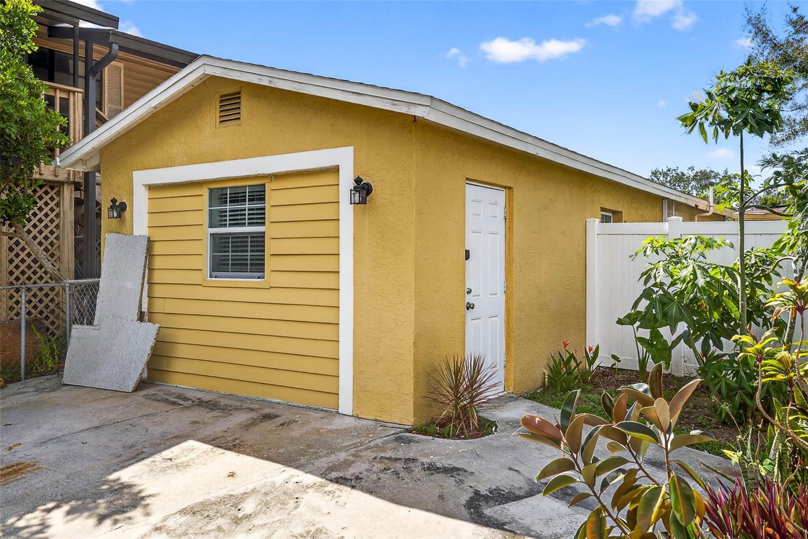 3225 W SHELL POINT RD, RUSKIN, FL, 33570