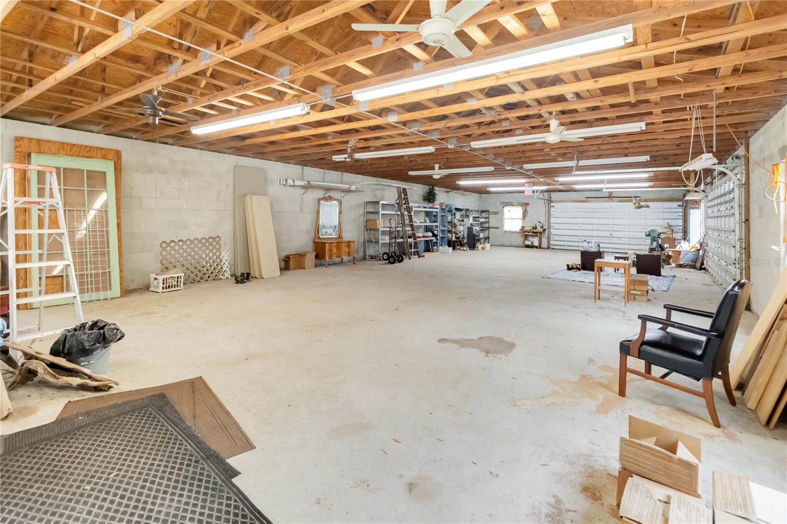 612 LAKESHORE BLVD, KISSIMMEE, FL, 34744