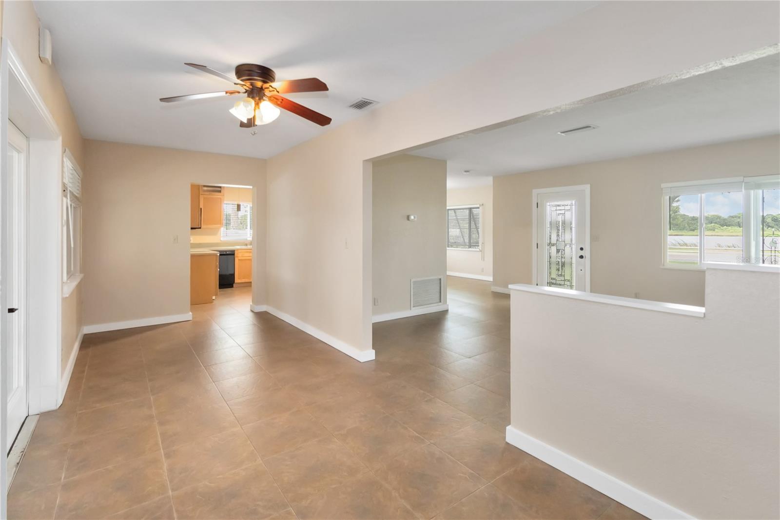 612 LAKESHORE BLVD, KISSIMMEE, FL, 34744