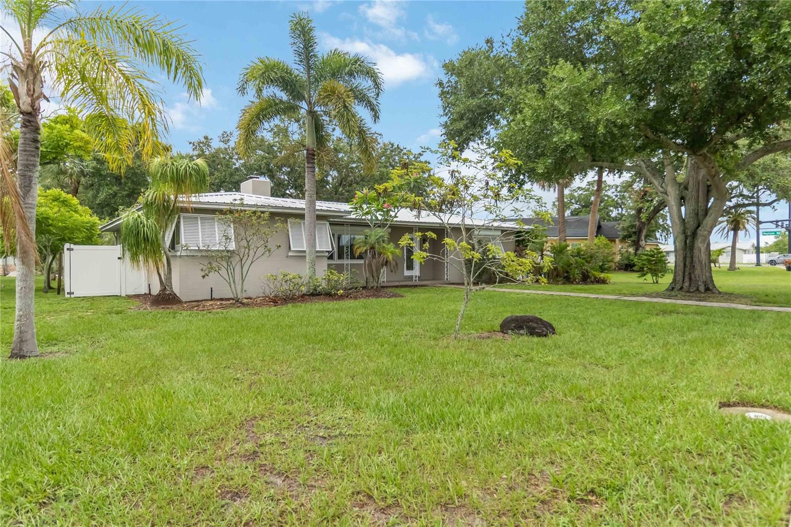 612 LAKESHORE BLVD, KISSIMMEE, FL, 34744