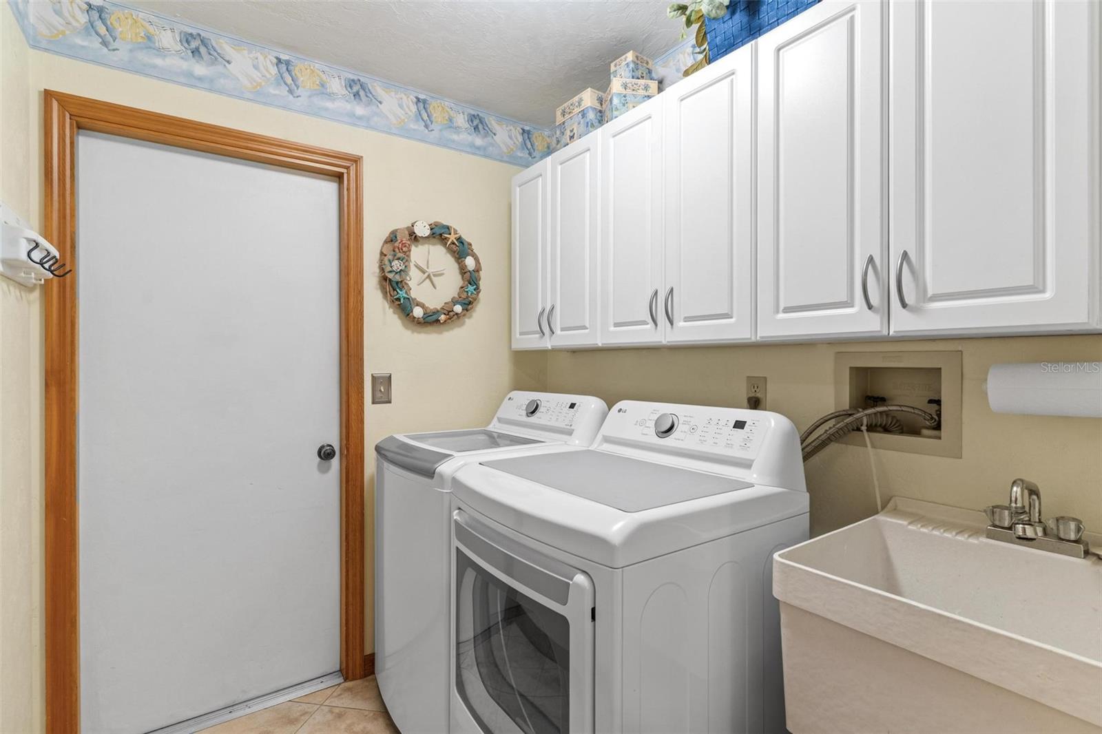 1414 COVE PL, TAVARES, FL, 32778