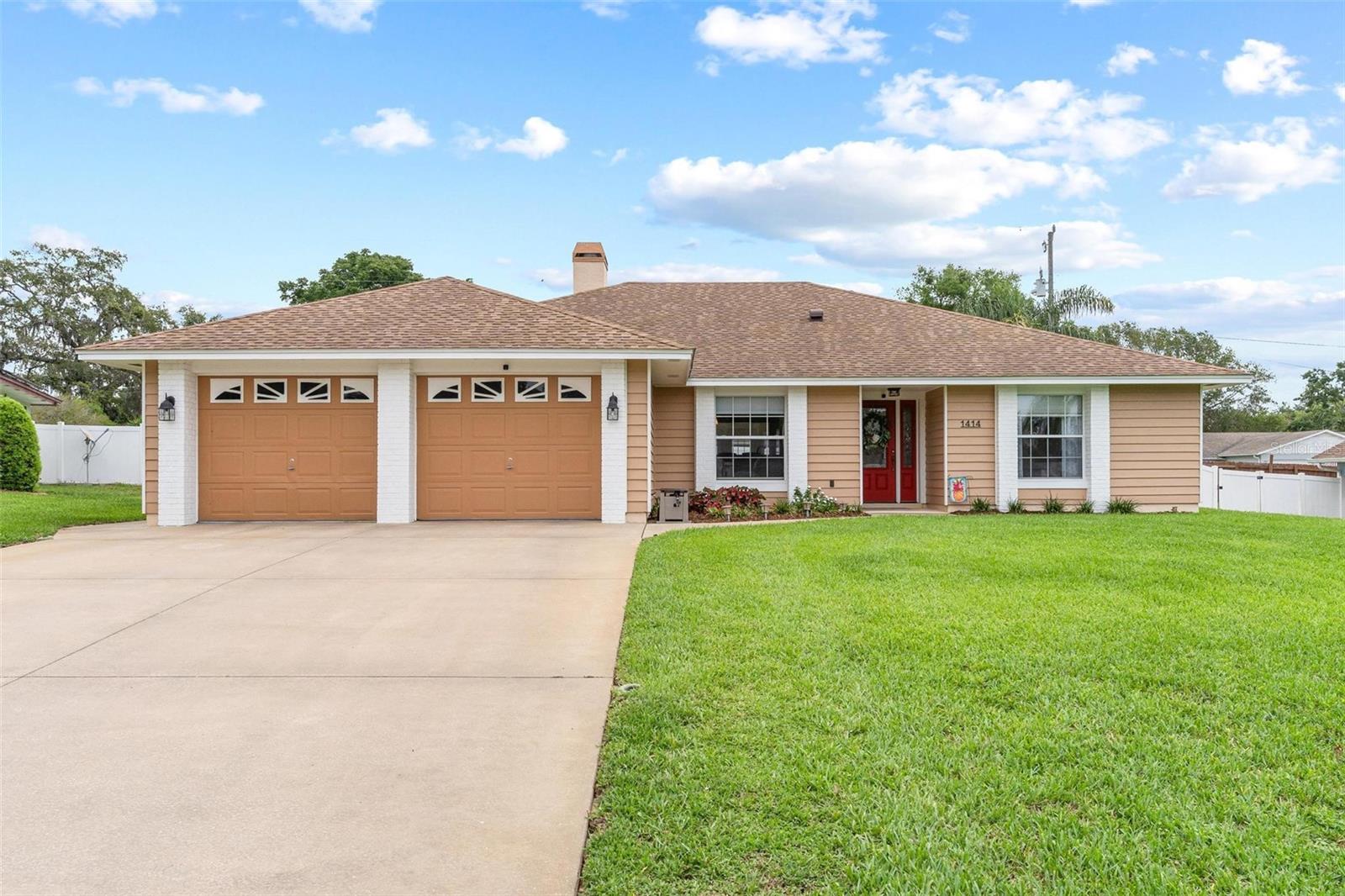 1414 COVE PL, TAVARES, FL, 32778