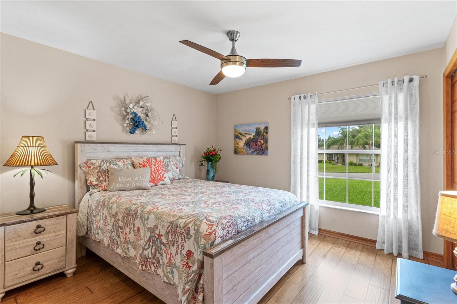 1414 COVE PL, TAVARES, FL, 32778