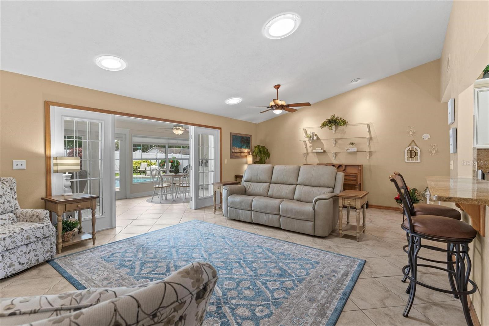 1414 COVE PL, TAVARES, FL, 32778