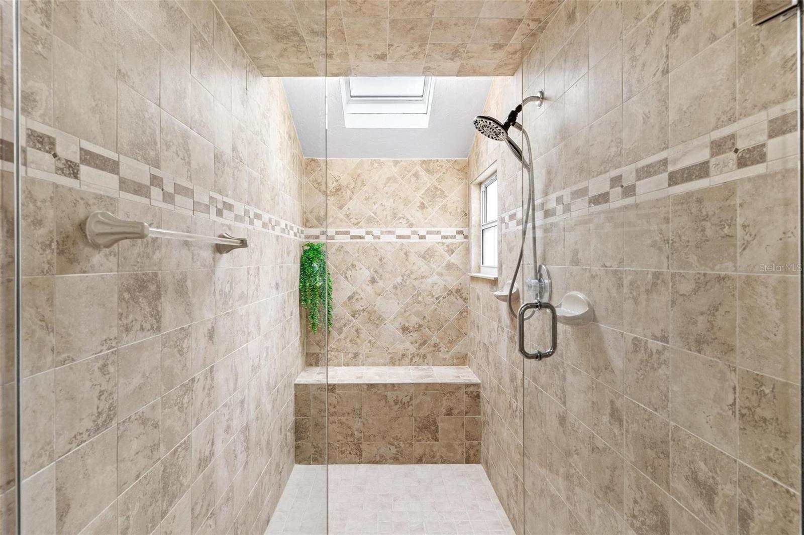 1414 COVE PL, TAVARES, FL, 32778