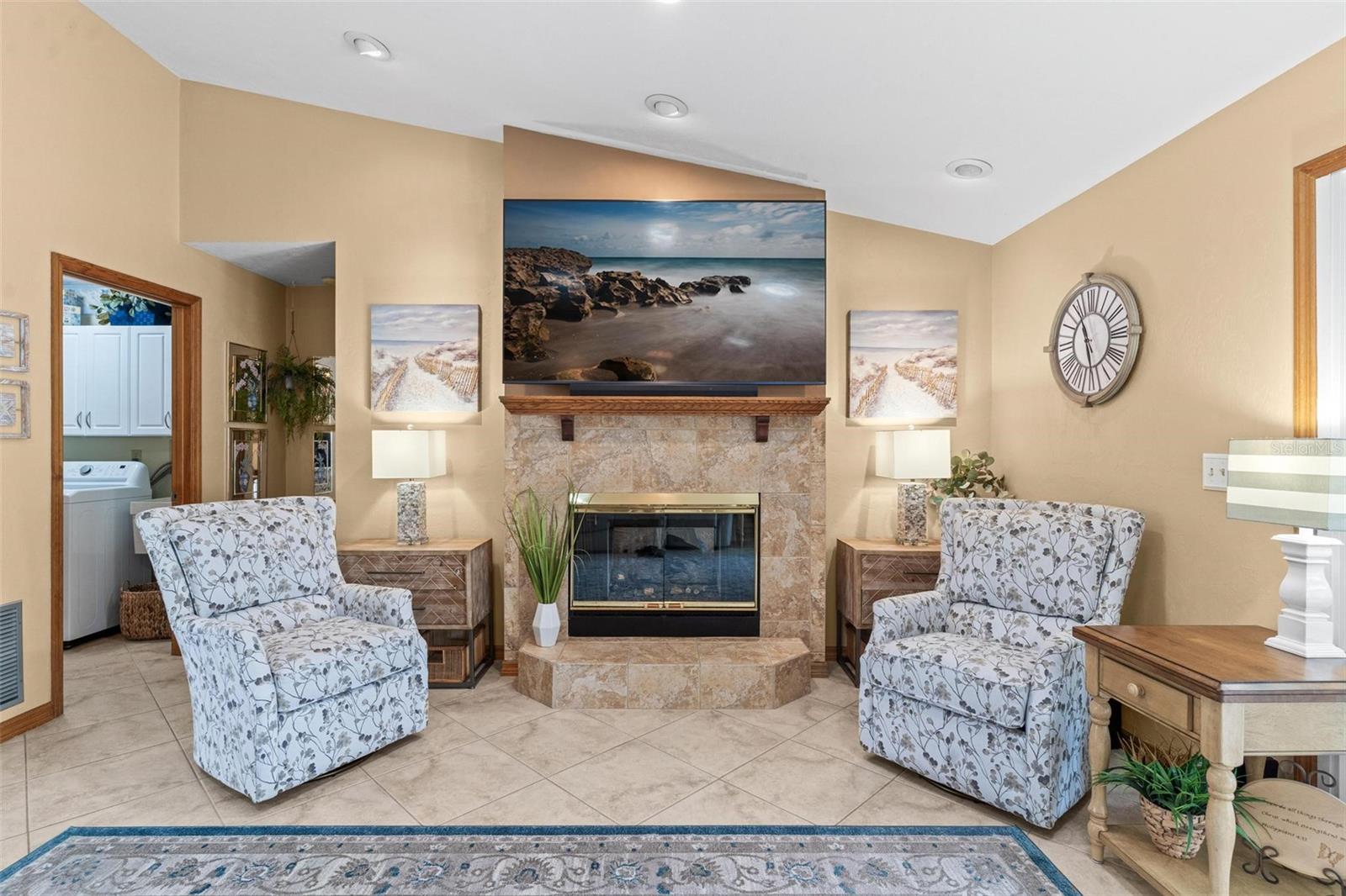 1414 COVE PL, TAVARES, FL, 32778