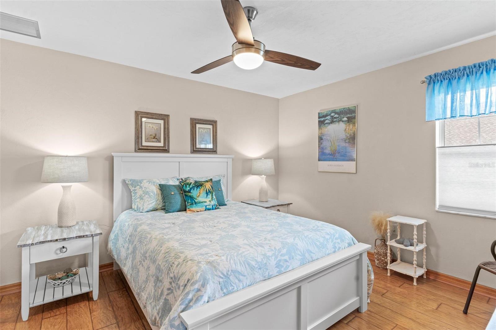 1414 COVE PL, TAVARES, FL, 32778