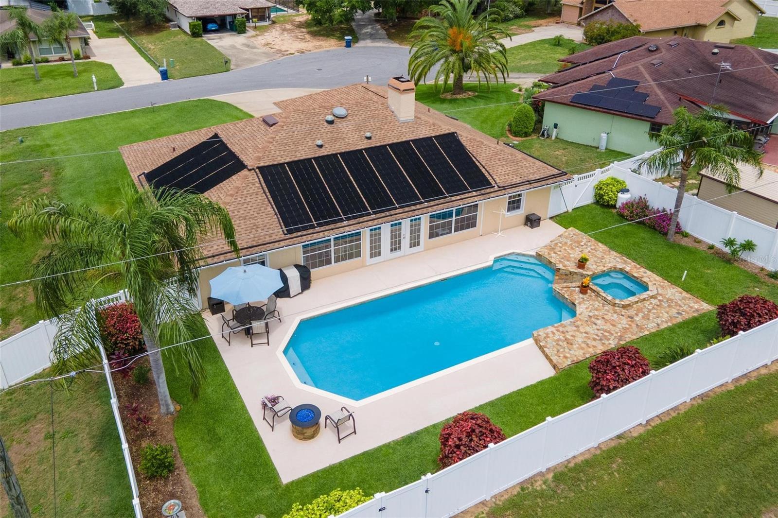 1414 COVE PL, TAVARES, FL, 32778