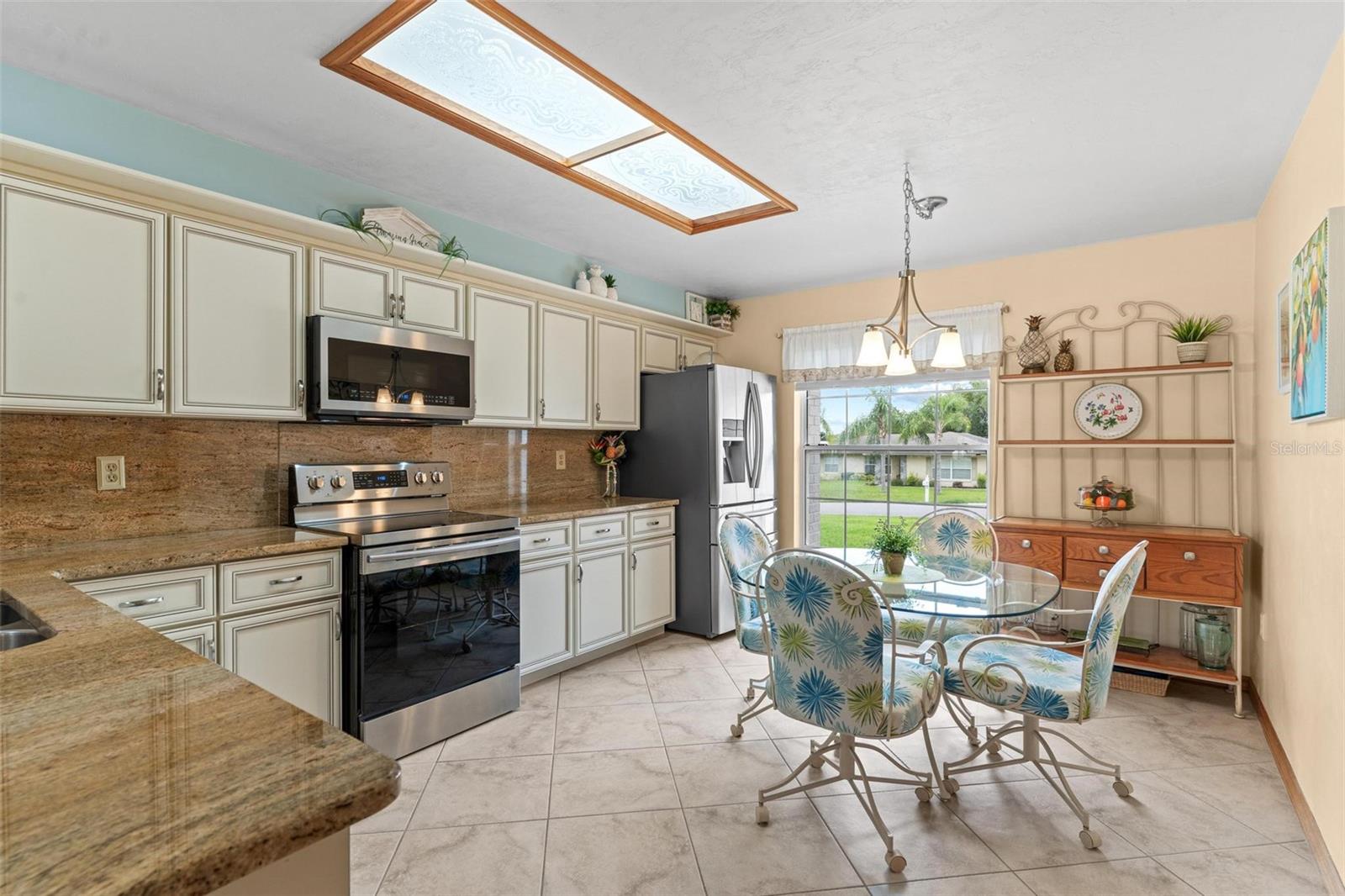 1414 COVE PL, TAVARES, FL, 32778