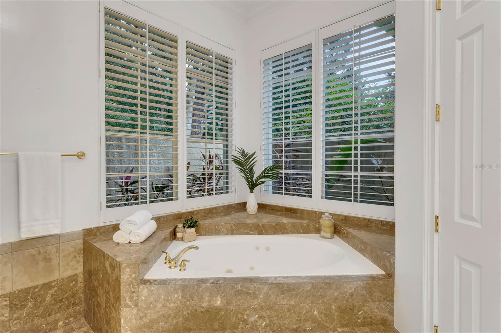 1810 OAKBROOK DR, LONGWOOD, FL, 32779