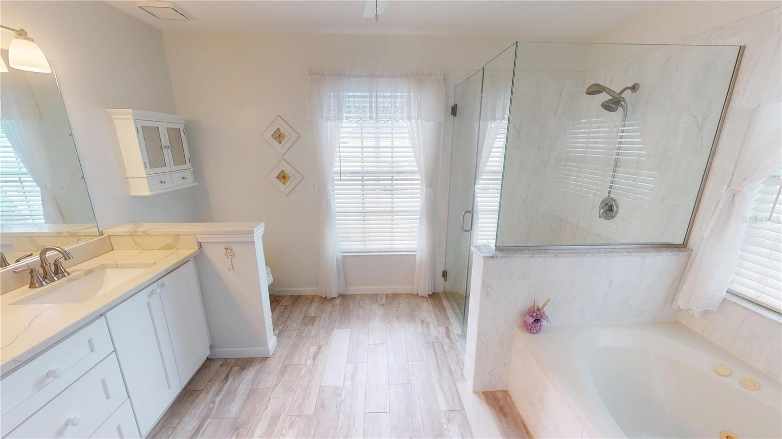 399 BLUE SPRINGS CT #203, ENGLEWOOD, FL, 34223