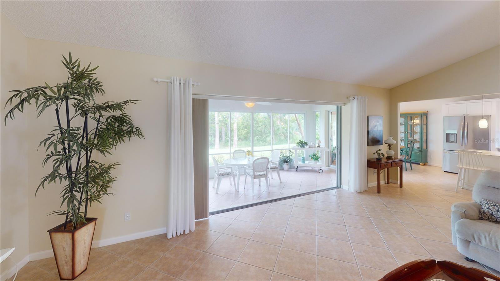 399 BLUE SPRINGS CT #203, ENGLEWOOD, FL, 34223