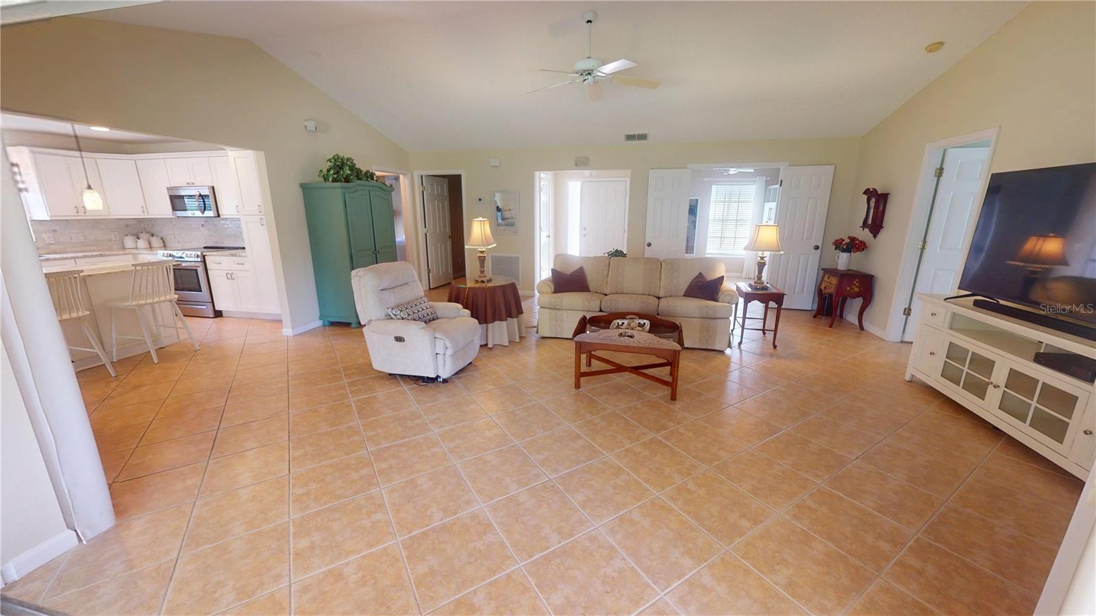 399 BLUE SPRINGS CT #203, ENGLEWOOD, FL, 34223