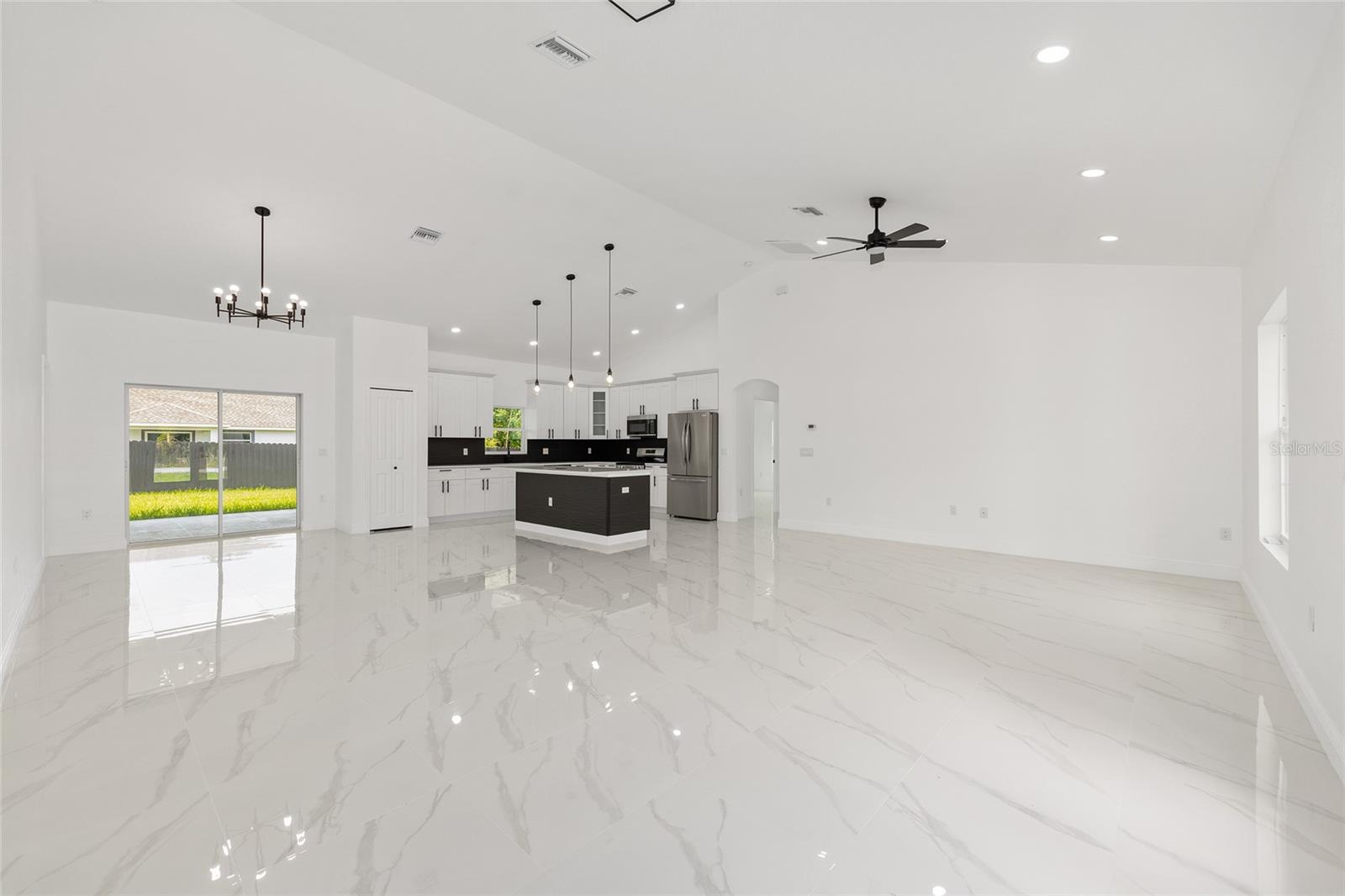 8456 SE 164TH PL, SUMMERFIELD, FL, 34491