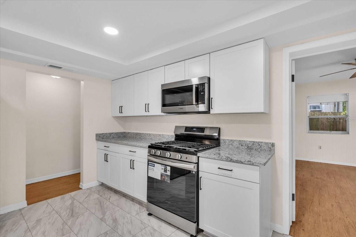 5136 68TH ST N, ST PETERSBURG, FL, 33709