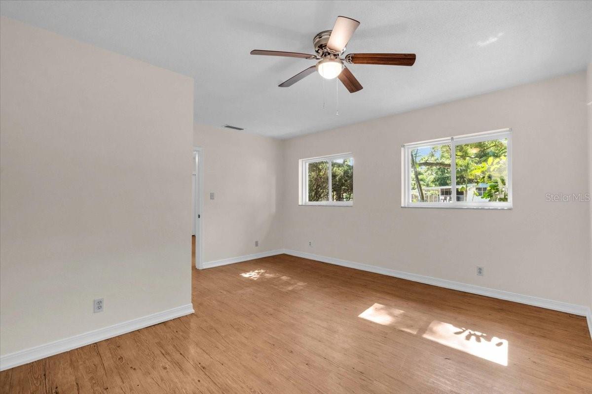 5136 68TH ST N, ST PETERSBURG, FL, 33709