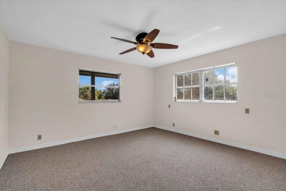 5136 68TH ST N, ST PETERSBURG, FL, 33709