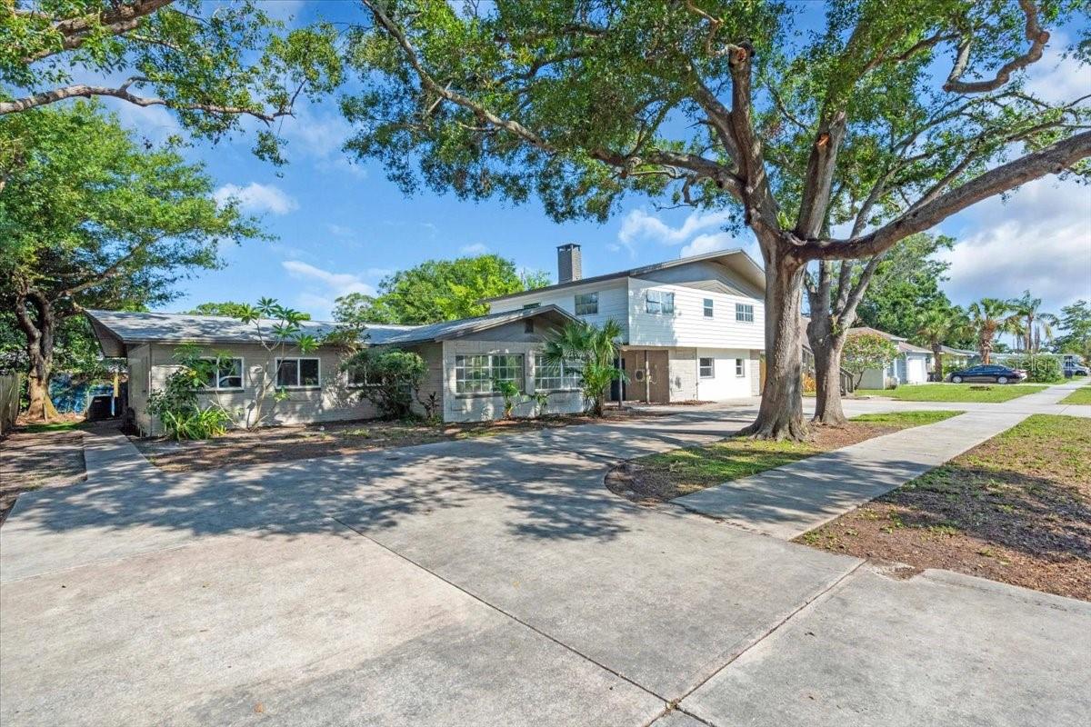 5136 68TH ST N, ST PETERSBURG, FL, 33709