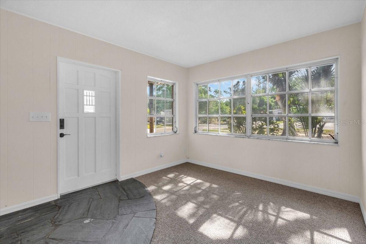 5136 68TH ST N, ST PETERSBURG, FL, 33709