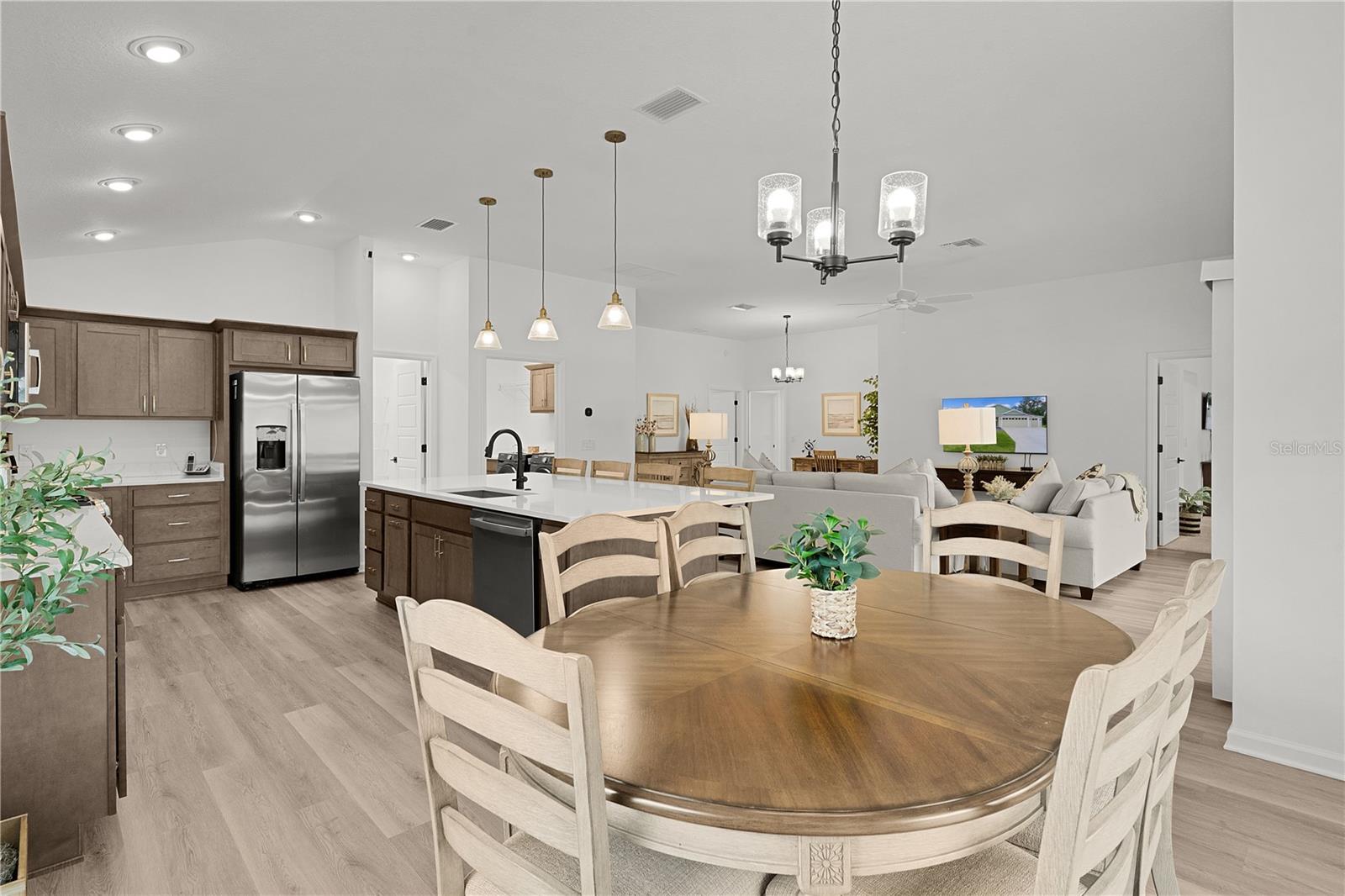 6991 SUGAR CREEK PATH, THE VILLAGES, FL, 34762