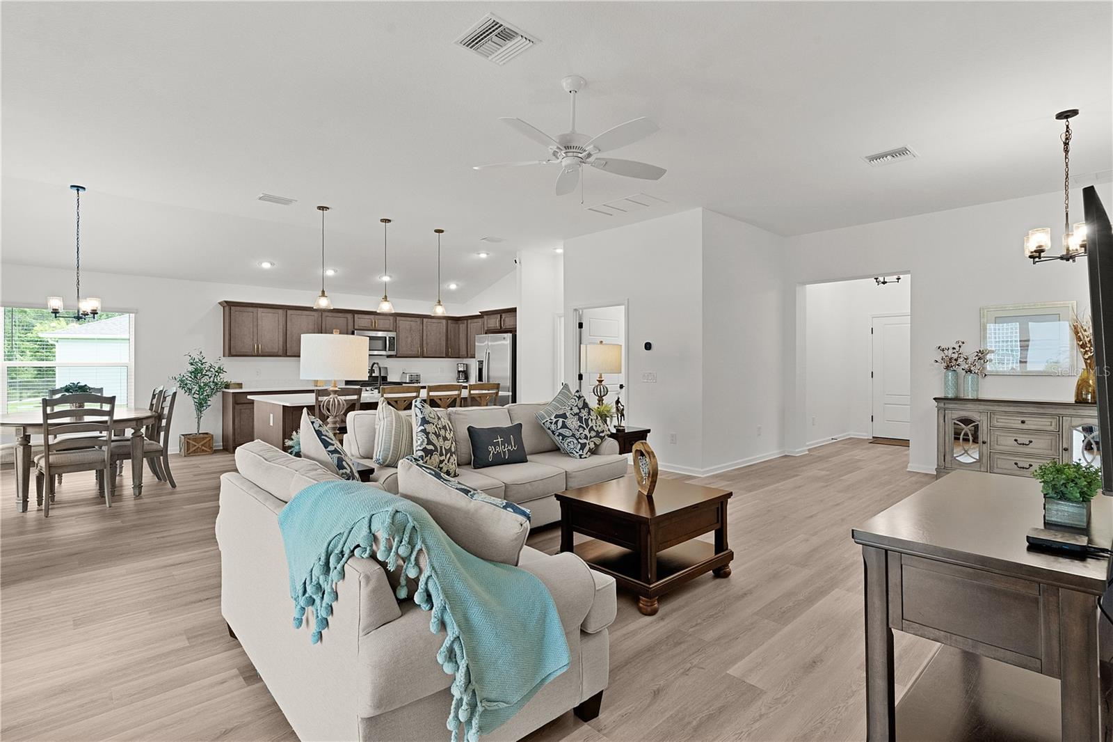 6991 SUGAR CREEK PATH, THE VILLAGES, FL, 34762